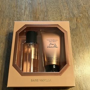 Brand New Victoria’s secret body mist and lotion set